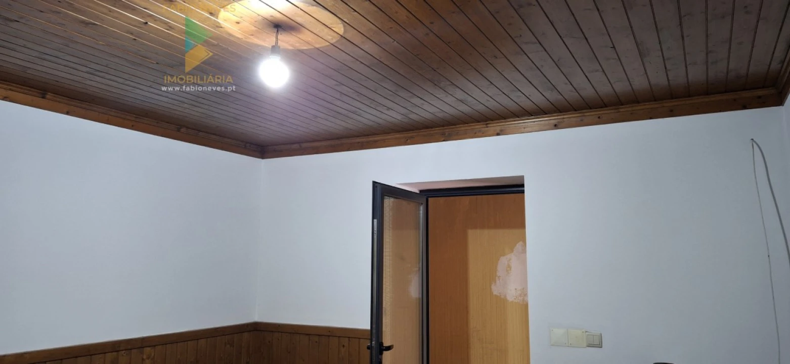 Moradia T3 para Venda em Beiral do Lima Foto 4