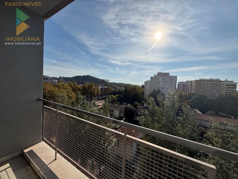 Apartamento T2 para Venda em São Vitor (Braga) Foto 2