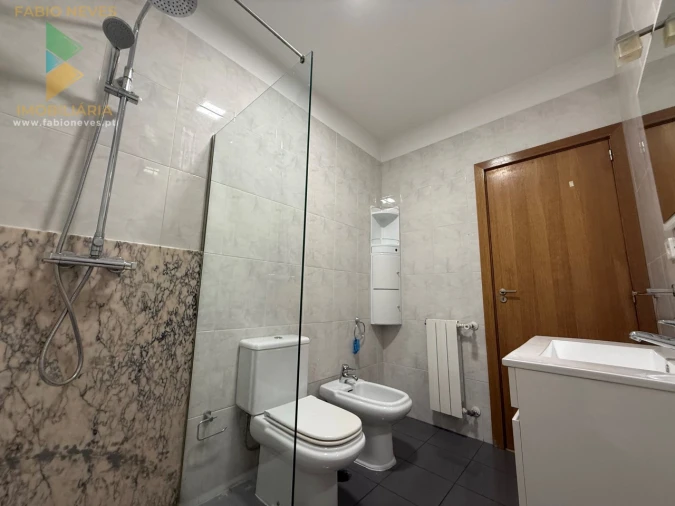 Apartamento T2 para Venda em São Vitor (Braga) Foto 13