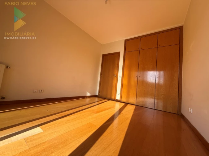Apartamento T2 para Venda em São Vitor (Braga) Foto 11