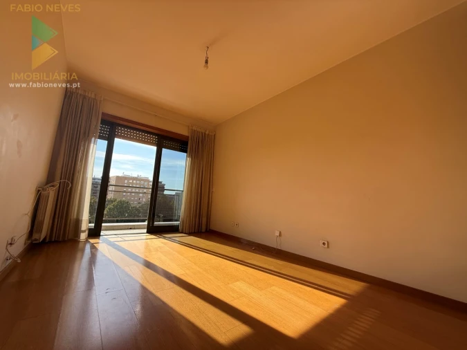 Apartamento T2 para Venda em São Vitor (Braga) Foto 6