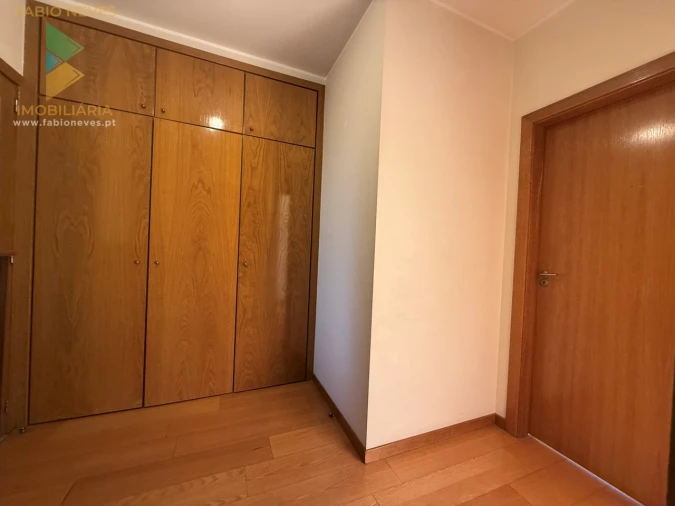 Apartamento T2 para Venda em São Vitor (Braga) Foto 10