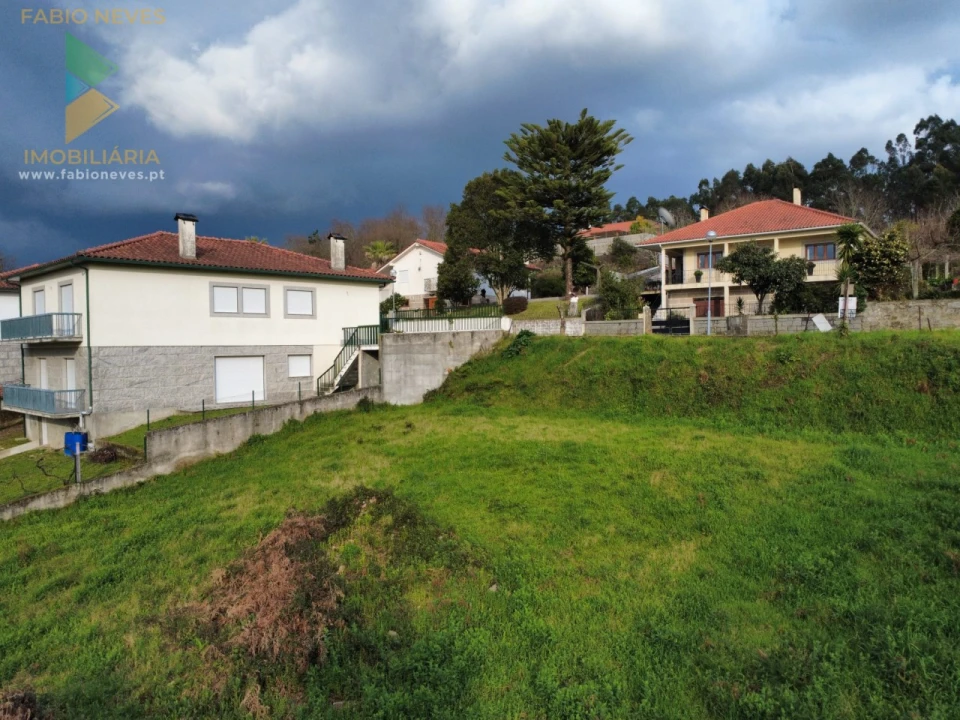Terreno para Venda em Souto e Tabaçô Foto 2