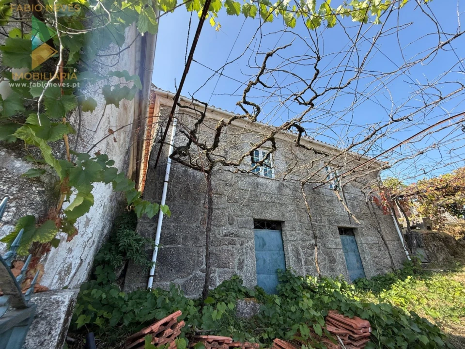 Moradia T2 para Venda em Senharei Foto 5