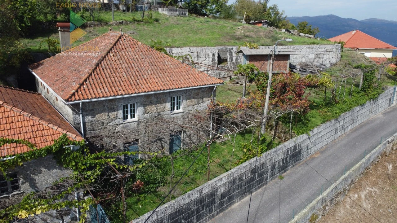 Moradia T2 para Venda em Senharei Foto 1