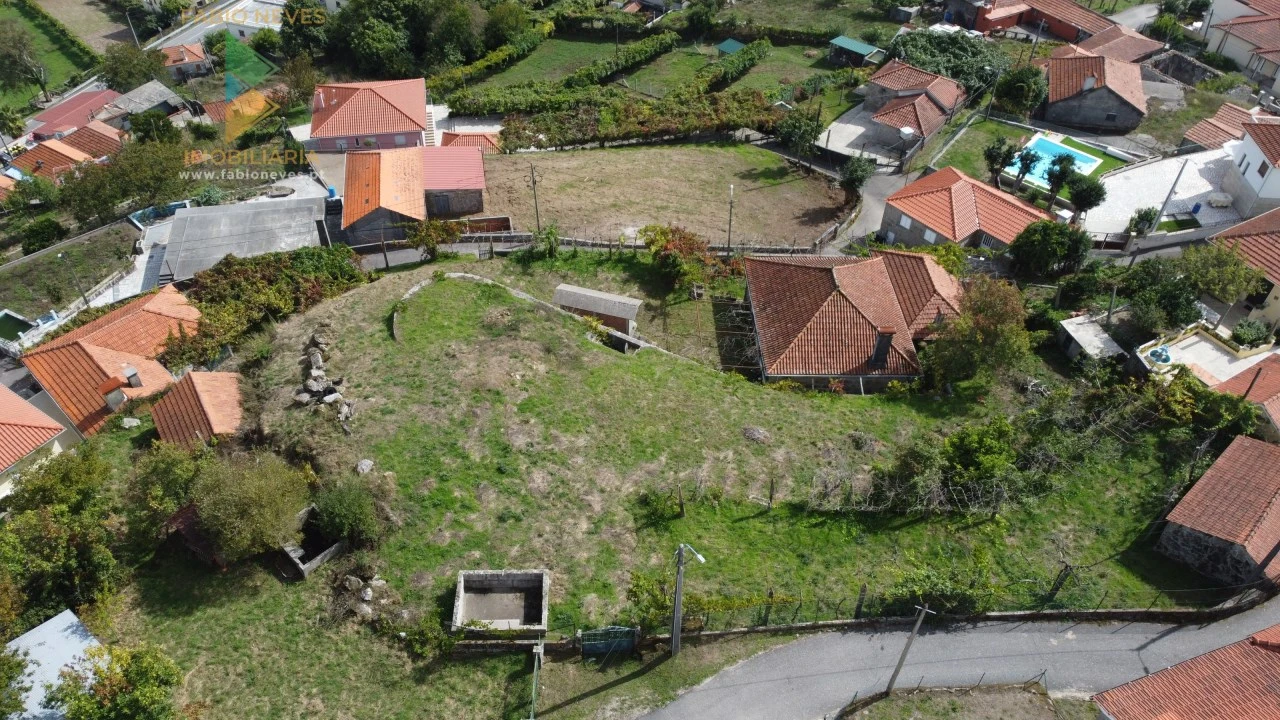 Moradia T2 para Venda em Senharei Foto 2