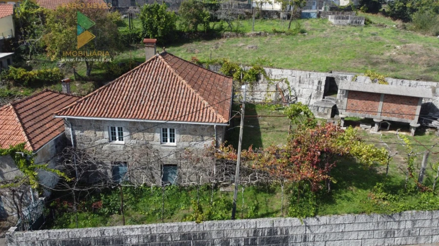 Moradia T2 para Venda em Senharei Foto 4