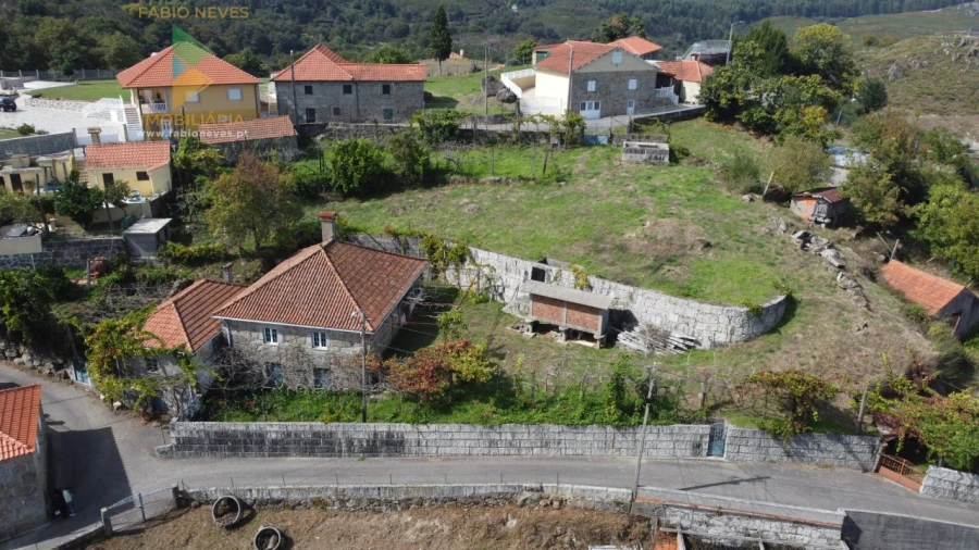 Moradia T2 para Venda em Senharei Foto 6