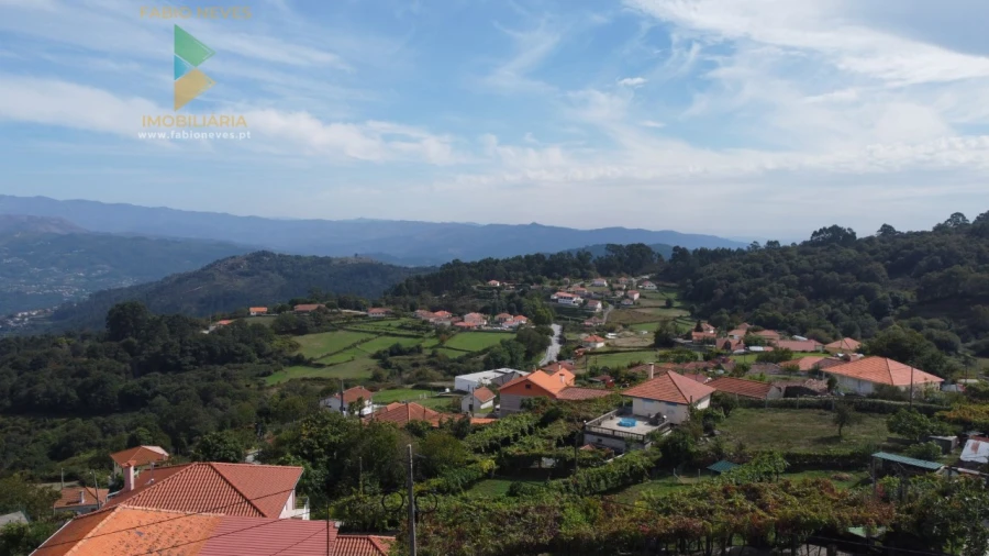 Moradia T2 para Venda em Senharei Foto 9