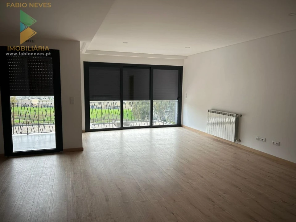 Apartamento T3 para Venda em Arcos de Valdevez (São Paio) e Giela Foto 3