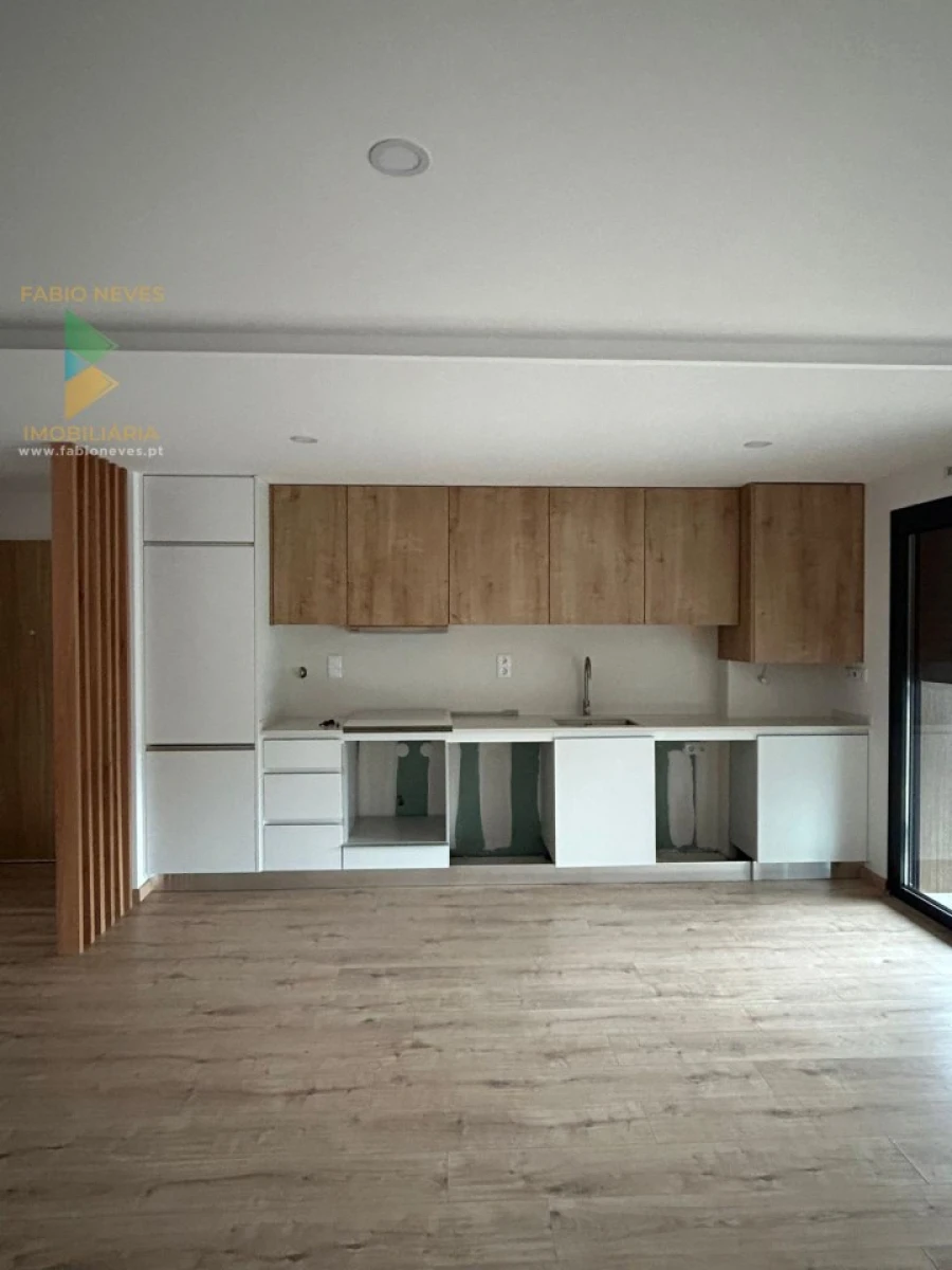 Apartamento T3 para Venda em Arcos de Valdevez (São Paio) e Giela Foto 2