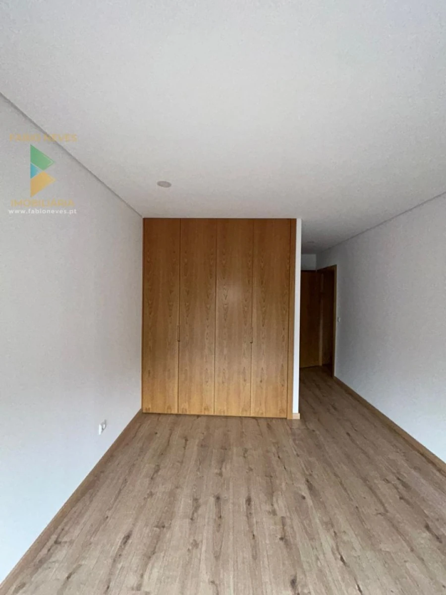 Apartamento T3 para Venda em Arcos de Valdevez (São Paio) e Giela Foto 4