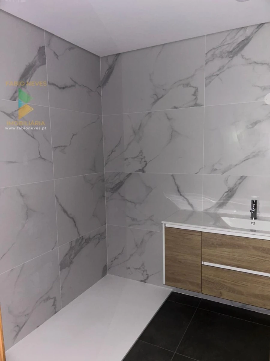 Apartamento T3 para Venda em Arcos de Valdevez (São Paio) e Giela Foto 13