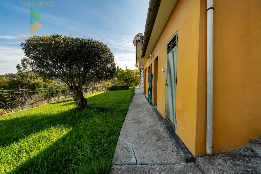 Moradia T4 para Venda em Sabadim Foto 21