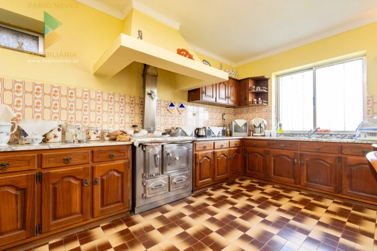 Moradia T4 para Venda em Sabadim Foto 30