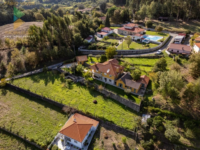 Moradia T4 para Venda em Sabadim Foto 47