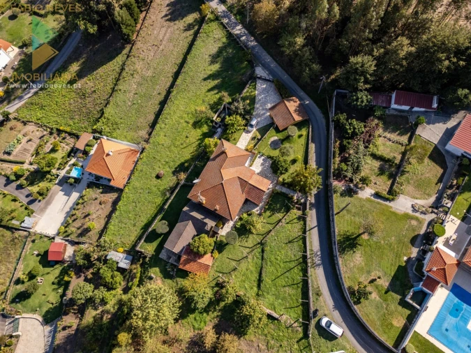 Moradia T4 para Venda em Sabadim Foto 49