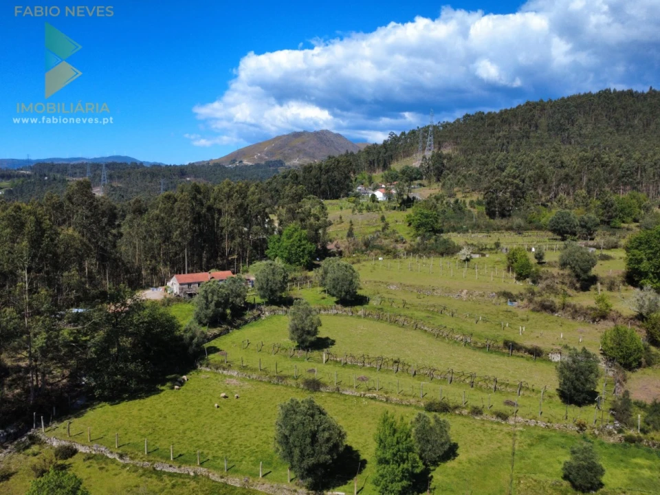 Moradia T3 para Venda em Gondoriz Foto 20