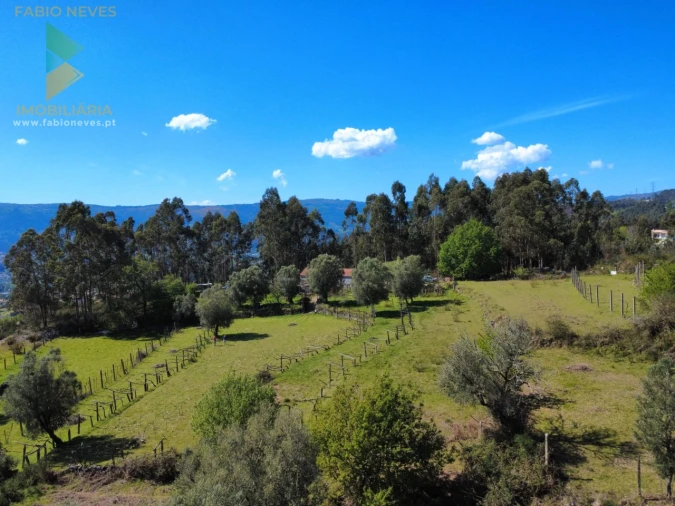 Moradia T3 para Venda em Gondoriz Foto 11