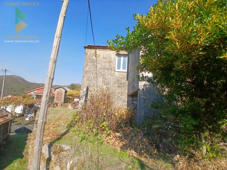 Moradia T2 para Venda em Sistelo Foto 7