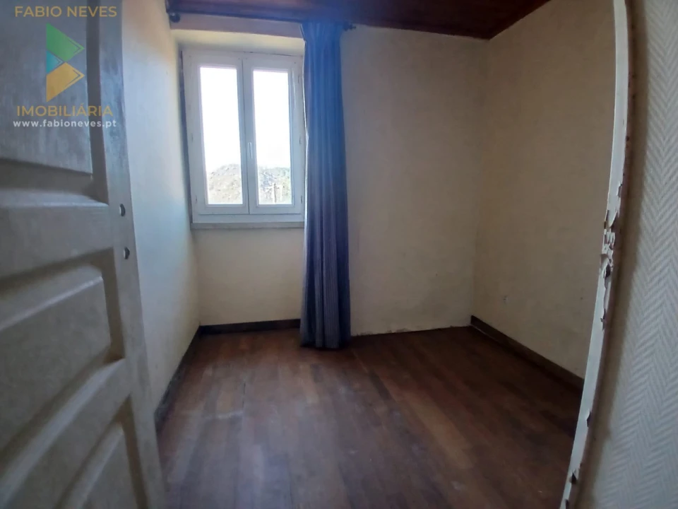 Moradia T2 para Venda em Sistelo Foto 13