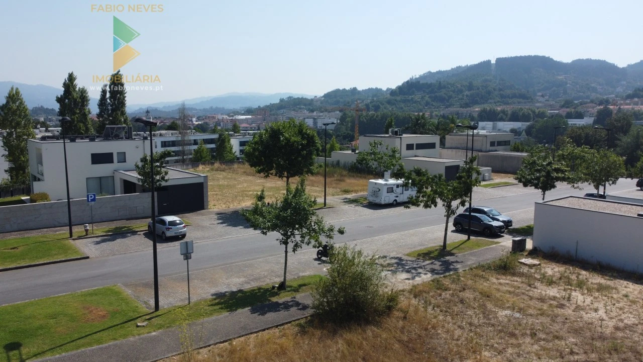 Terreno para Venda em Arcos de Valdevez (São Paio) e Giela Foto 5