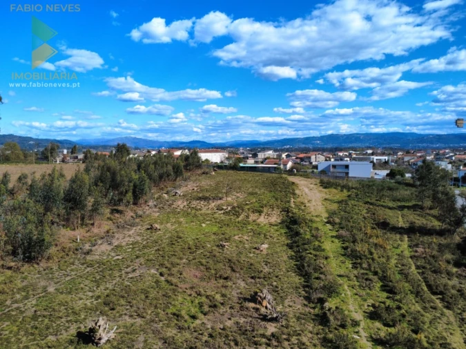 Terreno para Venda em Loureira Foto 3