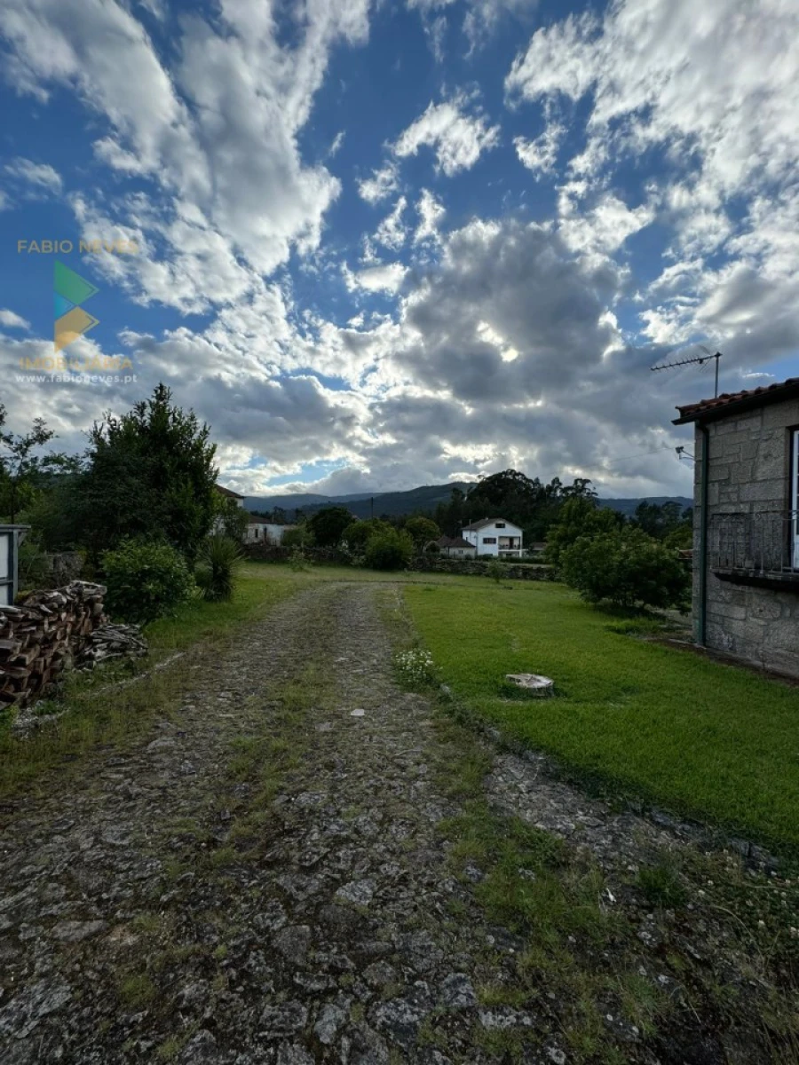 Moradia T3 para Venda em Couto Foto 7