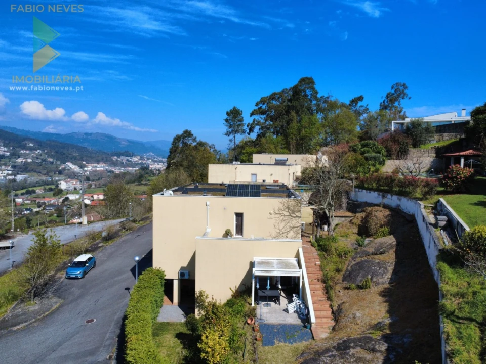 Moradia T3 para Venda em Paço Foto 2