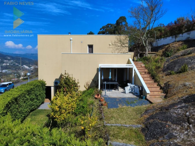 Moradia T3 para Venda em Paço Foto 3