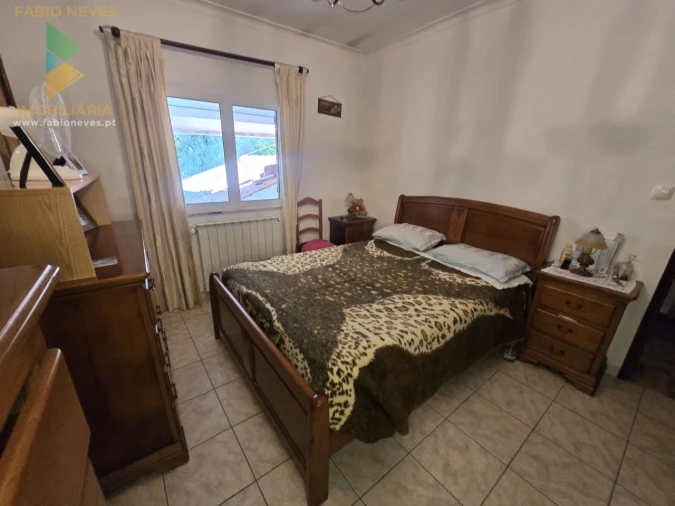 Moradia T3 para Venda em Guilhadeses e Santar Foto 5