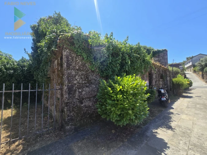 Terreno para Venda em Ponte da Barca, V.N. Muía, Paço Vedro Magalhães Foto 1