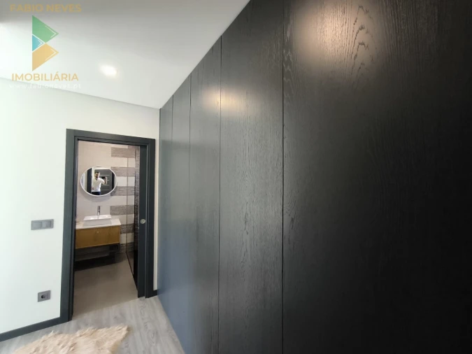 Moradia T3 para Venda em Bravães Foto 14