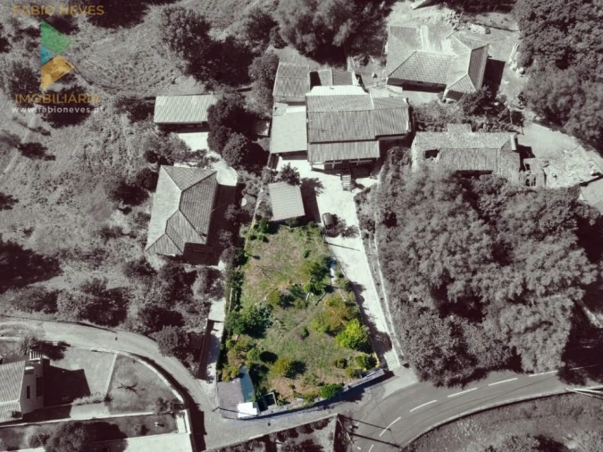 Terreno para Venda em Guilhadeses e Santar Foto 2