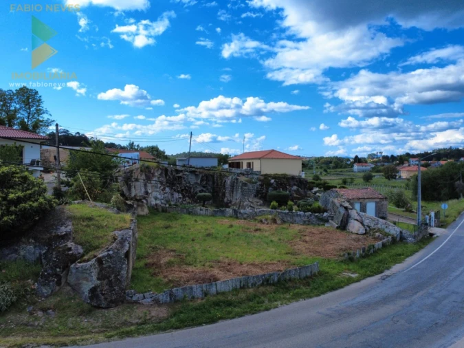 Terreno para Venda em Mazedo e Cortes Foto 2