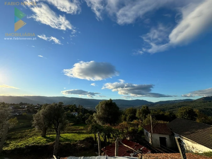 Moradia T2 para Venda em Azere Foto 5