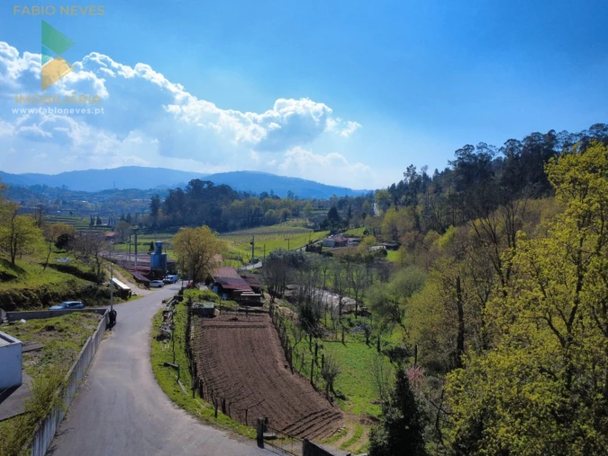 Terreno para Venda em Oliveira