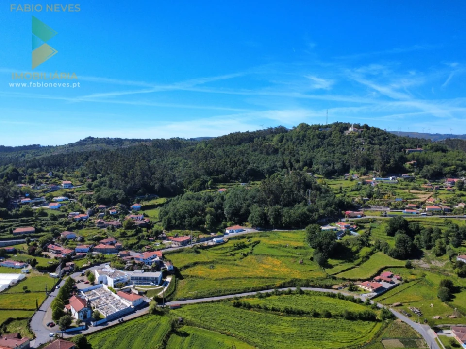 Terreno para Venda em Mozelos Foto 16