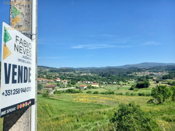 Terreno para Venda em Mozelos