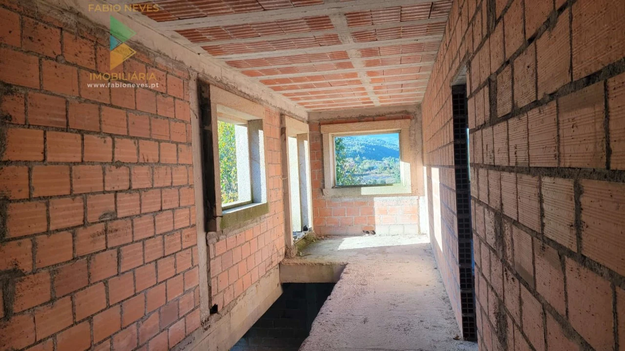 Moradia T4 para Venda em São Pedro de Arcos Foto 9