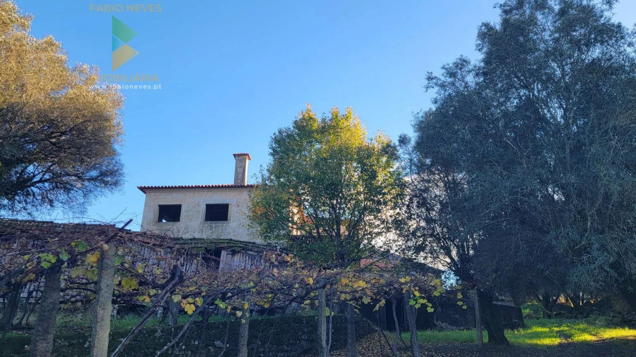 Moradia T4 para Venda em São Pedro de Arcos Foto 18