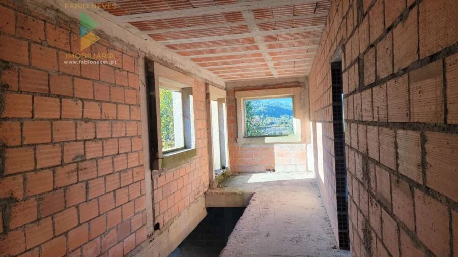 Moradia T4 para Venda em São Pedro de Arcos Foto 9