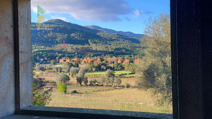 Moradia T4 para Venda em São Pedro de Arcos Foto 2