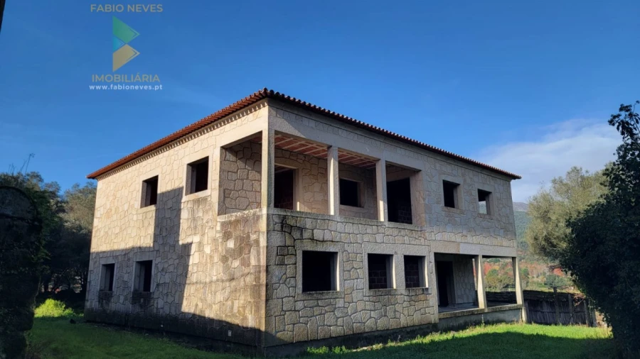 Moradia T4 para Venda em São Pedro de Arcos Foto 27