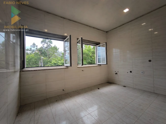 Moradia T3 para Venda em Vilela, São Cosme e São Damião e Sá Foto 13