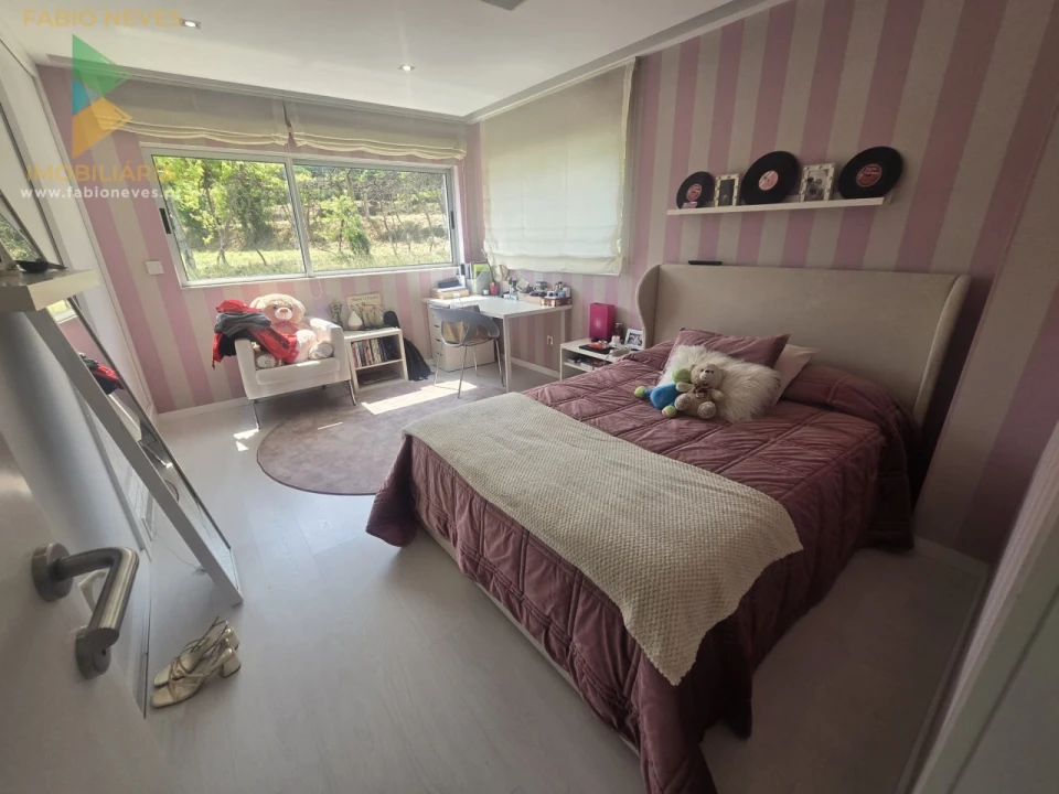 Moradia T3 para Venda em Guilhadeses e Santar Foto 9