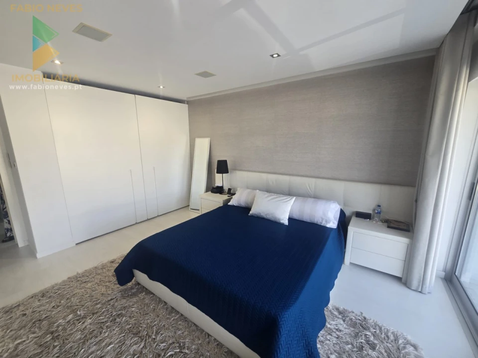 Moradia T3 para Venda em Guilhadeses e Santar Foto 11