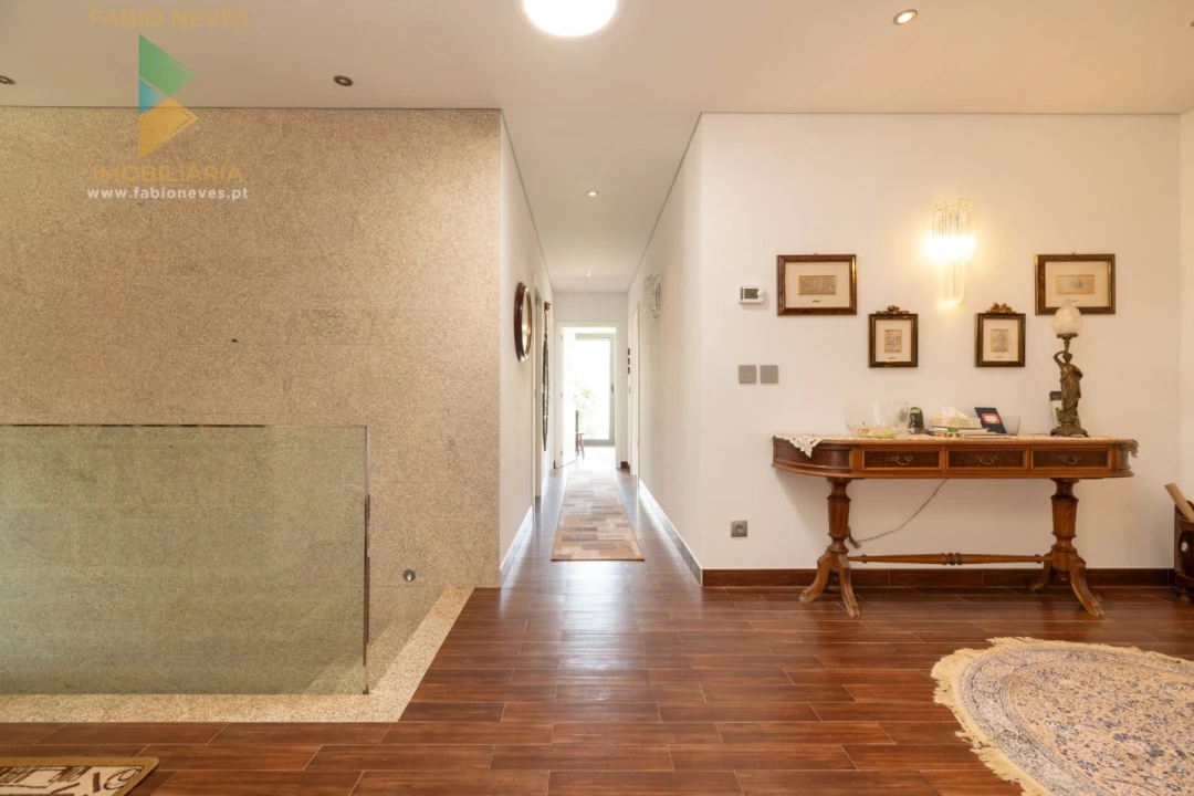 Moradia T6 para Venda em Vale Foto 27