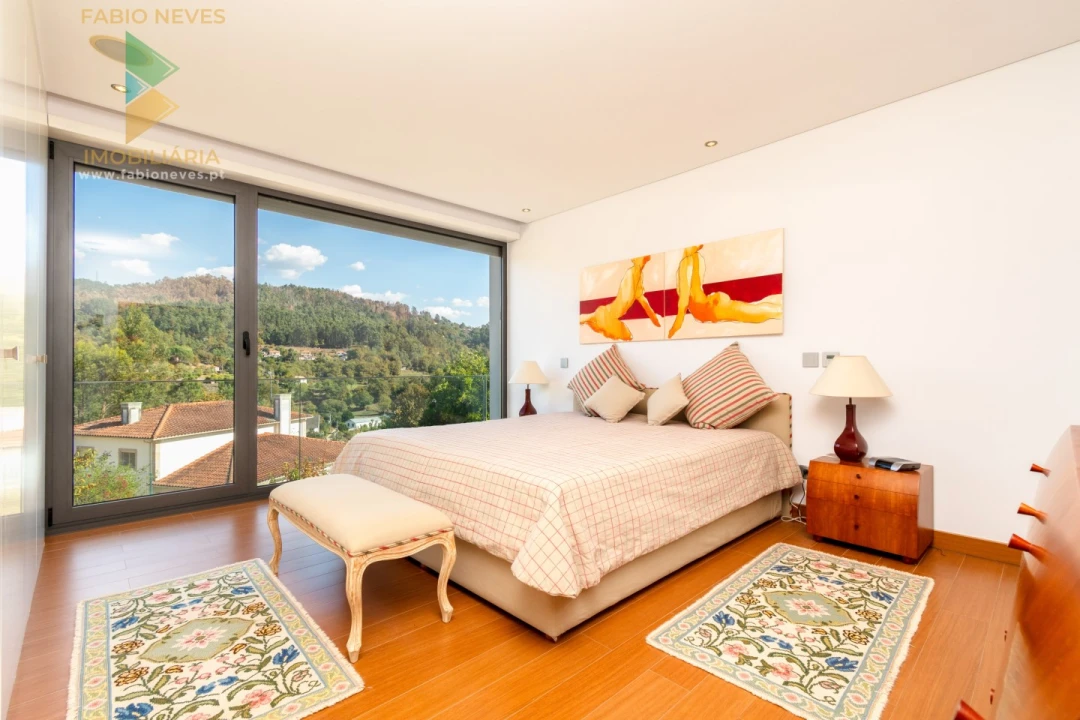 Moradia T6 para Venda em Vale Foto 60