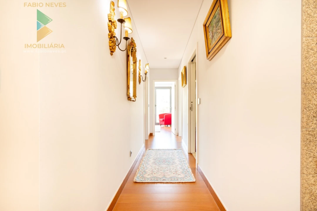 Moradia T6 para Venda em Vale Foto 64